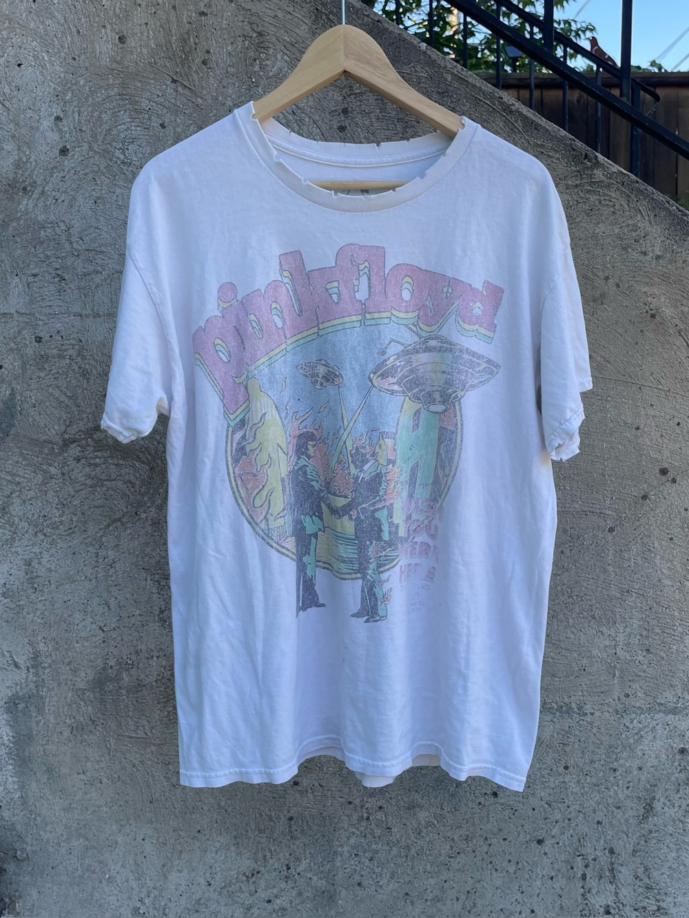 Pink Floyd Wish You Were Here band t shirt large (21x27)